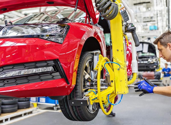 Volkswagen inwestuje na Słowacji. Będą tam powstawać nowe generacje Passata i Superba