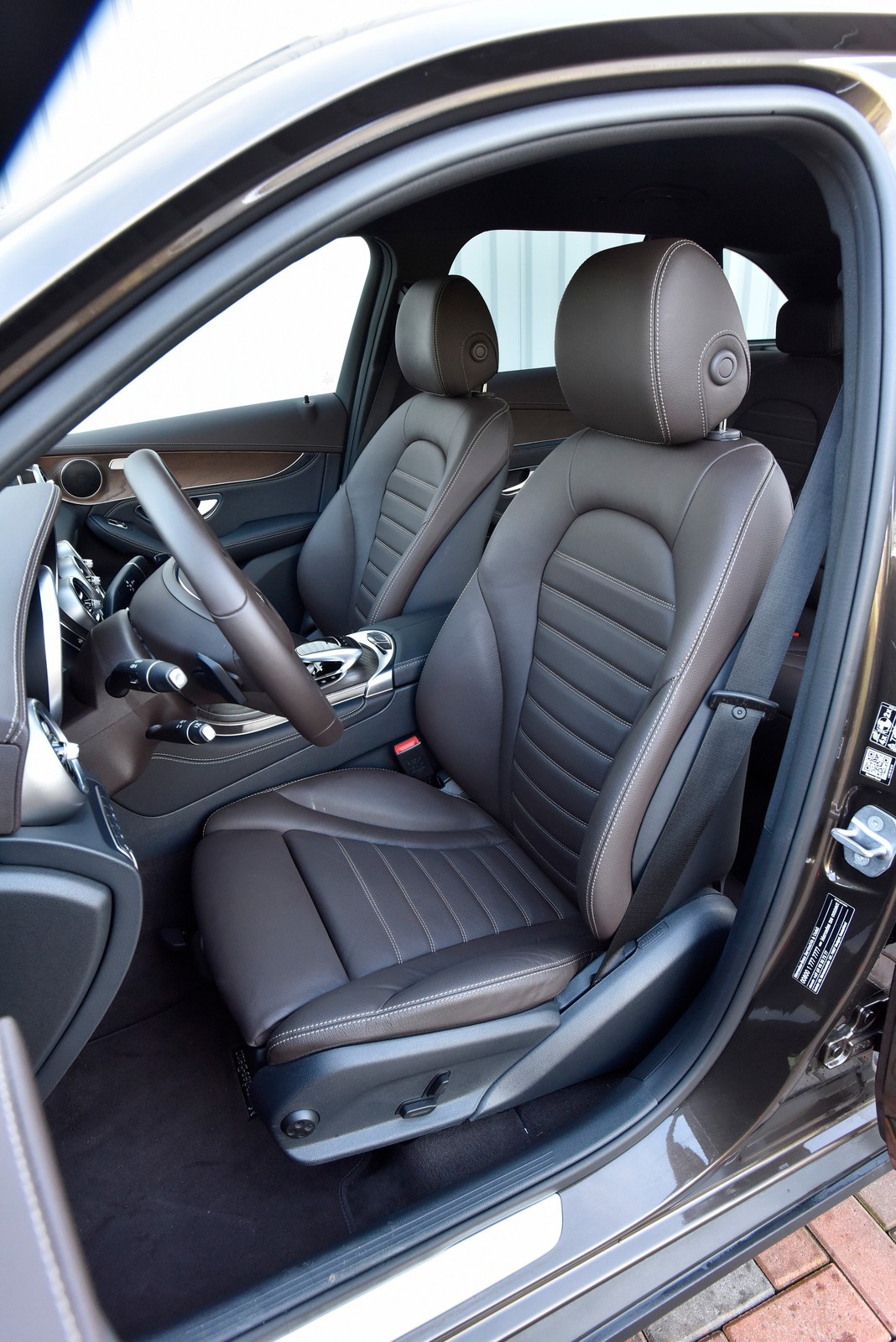 Alfa Romeo Stelvio vs. Audi Q5, BMW X3, Mercedes GLC i Volvo XC60 - 5 wszechstronnych diesli