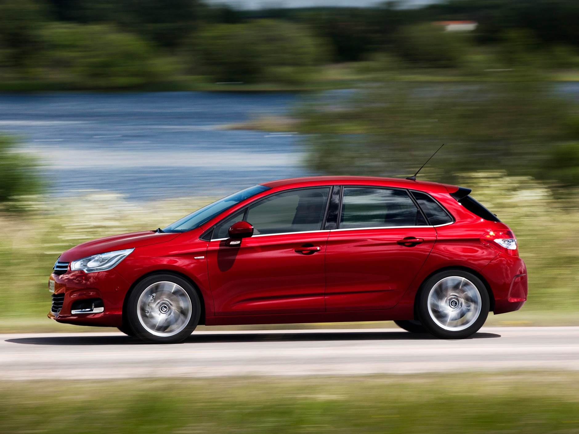 Przeglądając ogłoszenia z rynku wtórnego nietrudno zauważyć, że Citroen był najczęściej wyposażany w silnik diesla