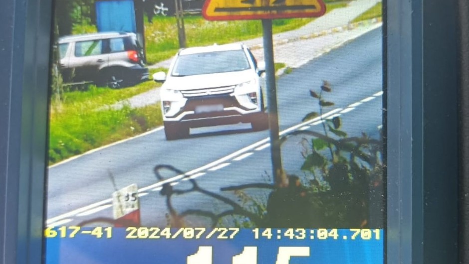 Szaleńcza jazda w mieście. Policjanci się nie patyczkowali