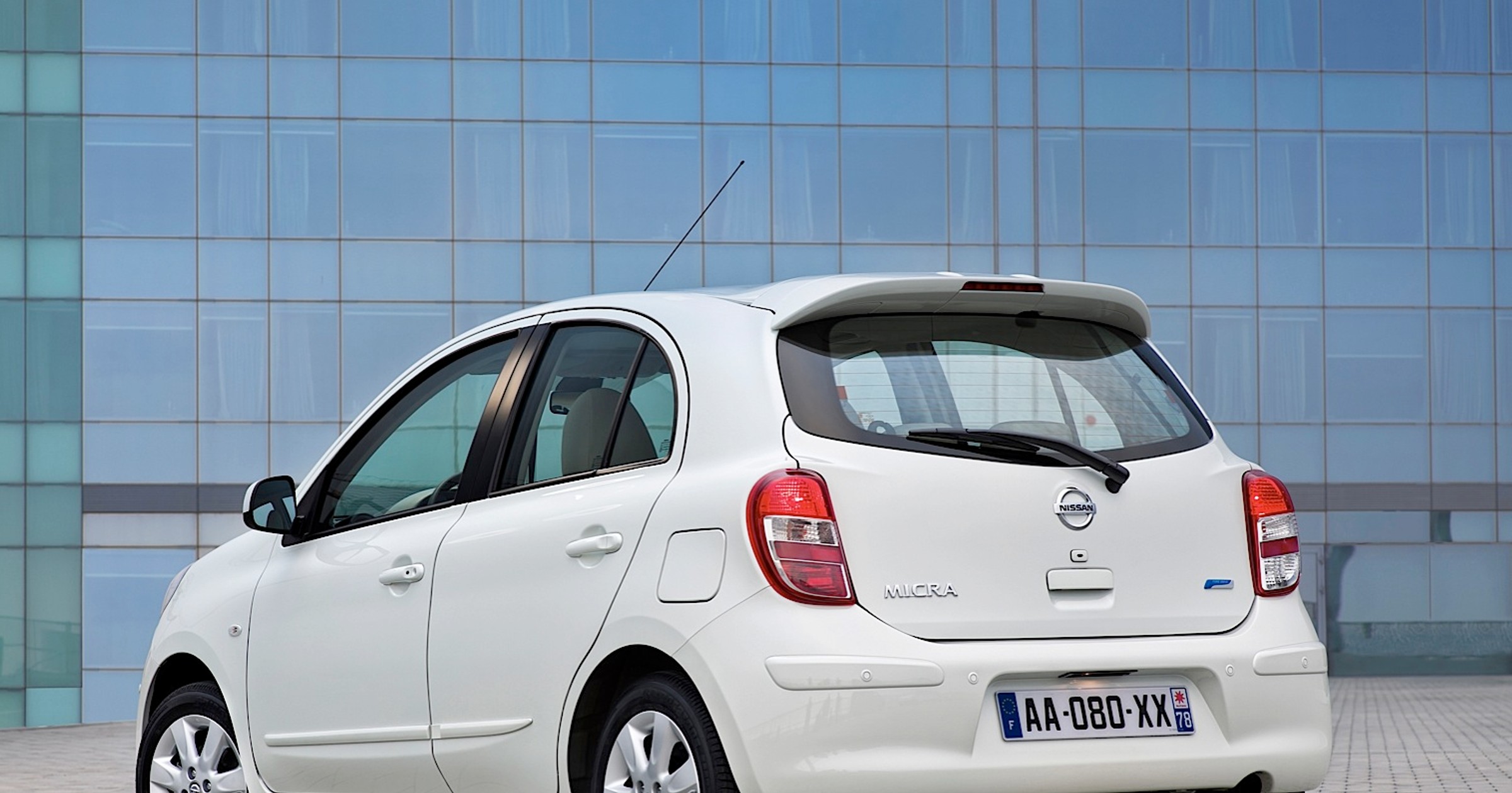 Nissan Micra Turbo o micrym spalaniu