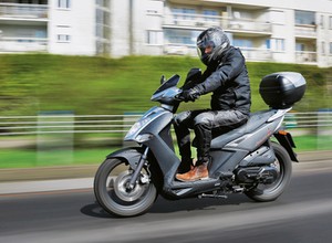 Pierwsze kroki na "125-ce" Kymco Agility City
