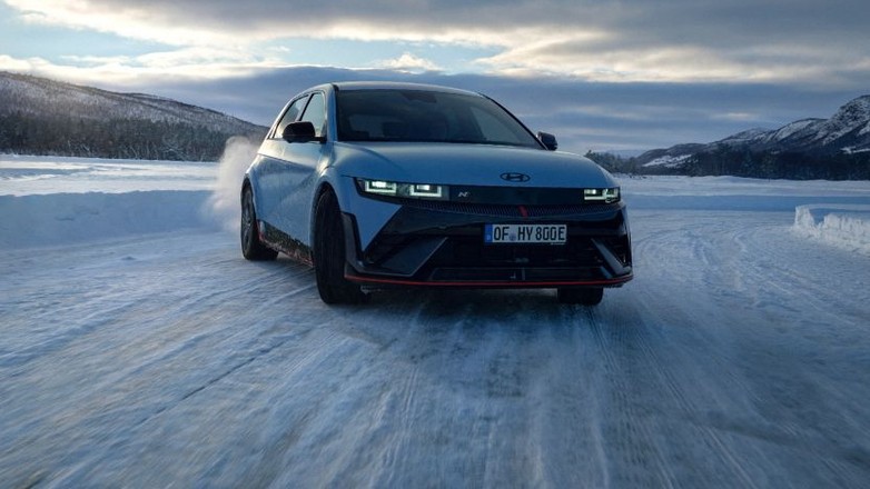 Hyundai IONIQ 5 N | Czy sportowy samochód elektryczny może podnosić poziom szczęścia? Wyjątkowy eksperyment