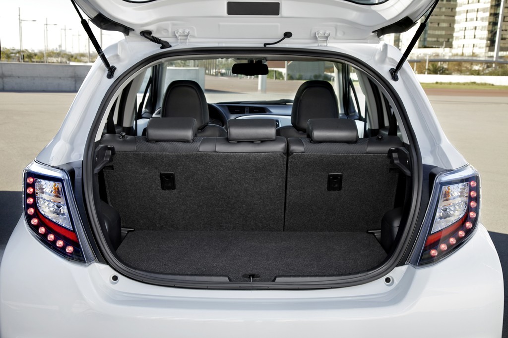 Toyota Yaris Hybrid za 65 100 zł