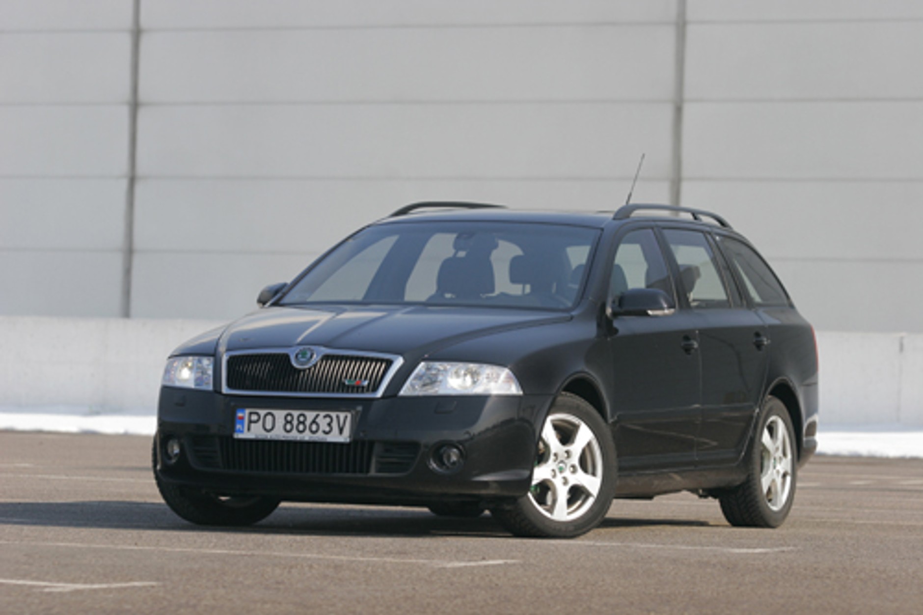 Wyjątkowo atrakcyjna