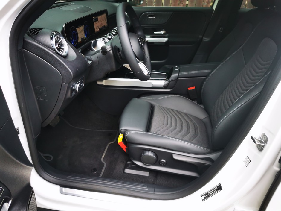 Mercedes EQB 250+