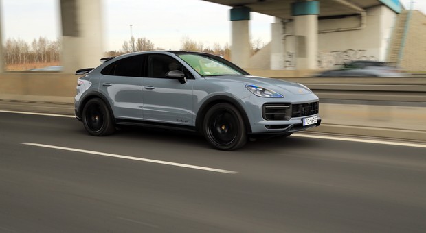 Porsche Cayenne Turbo GT – absurdalnie doskonały