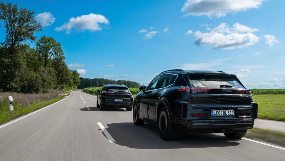 Prototypy czwartej generacji Porsche Cayenne