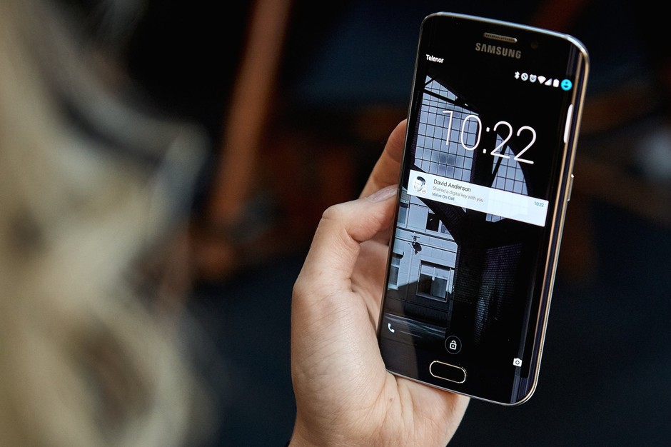 Nowy projekt Volvo – smartfon zamiast kluczyka