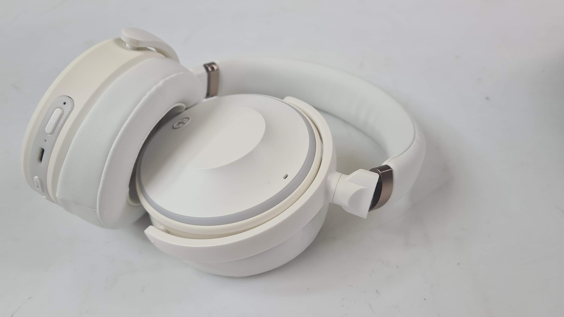 Yamaha YH-E700 - test słuchawek bezprzewodowych