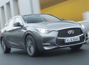 Infiniti Q30 2.0t AWD Sport – Kompakt inny niż wszystkie