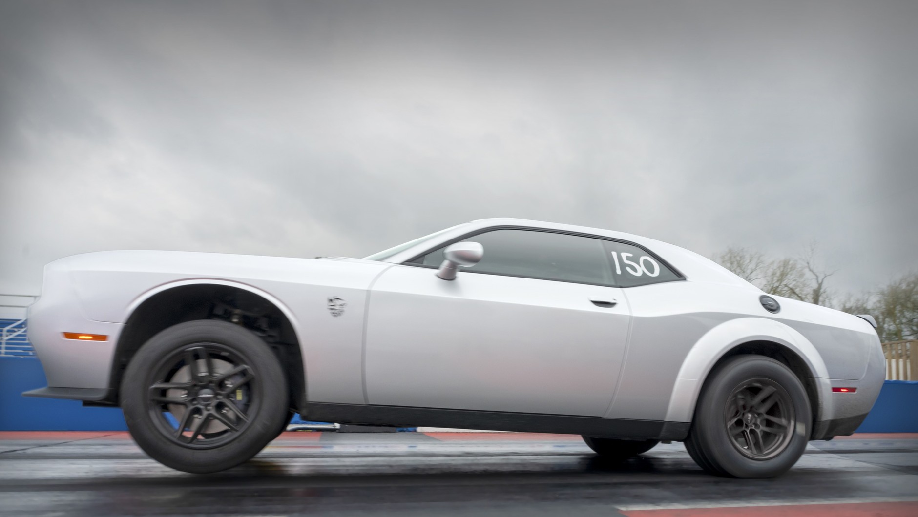Dodge Challenger SRT Demon 170 (model roku 2023)