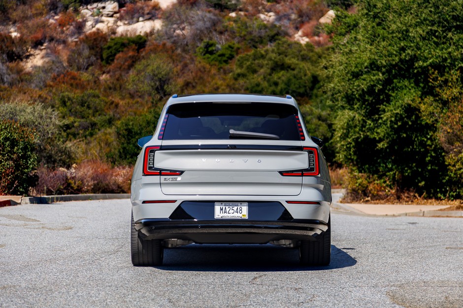 Volvo EX90