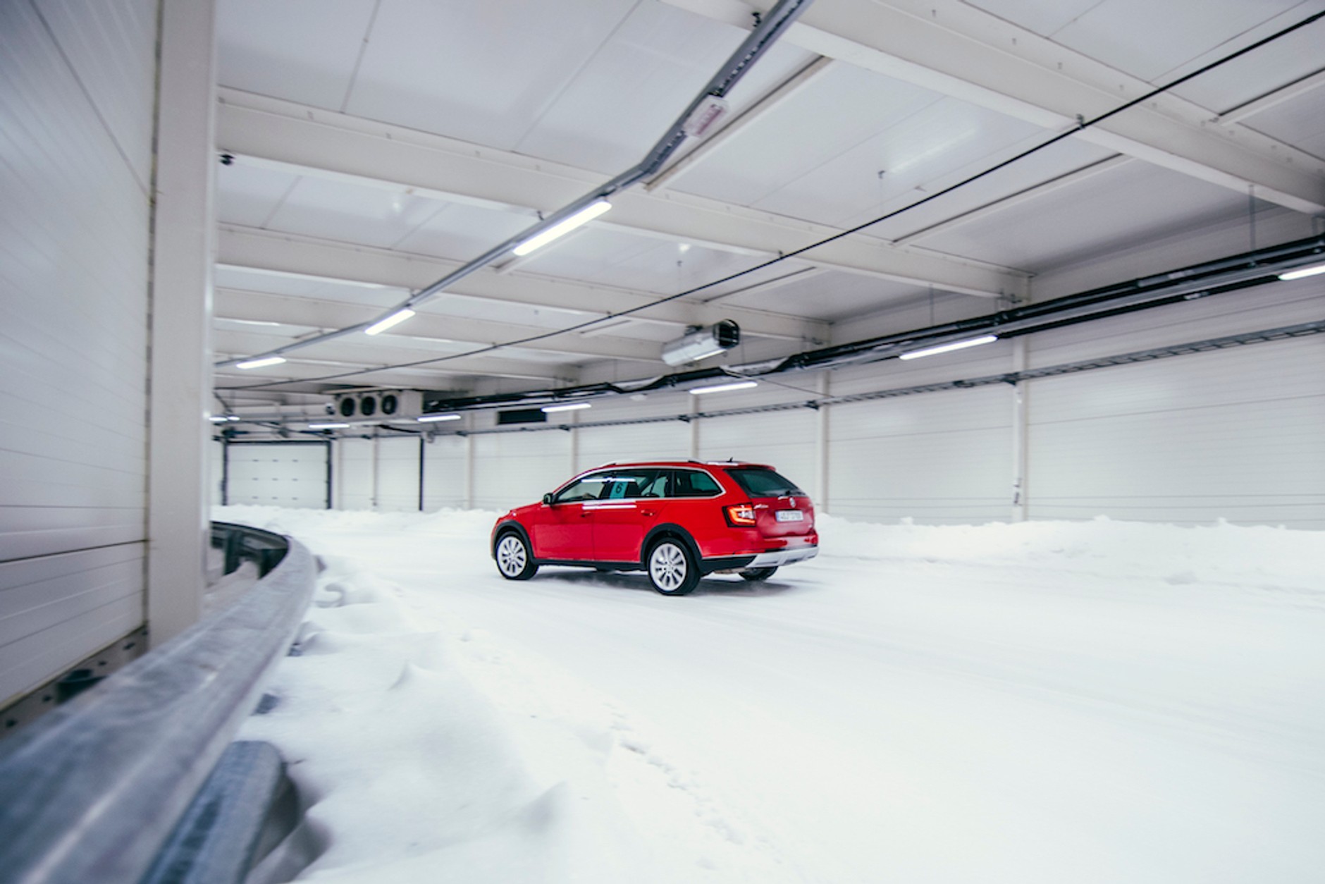 Skoda 4x4 – jazda na lodzie i śniegu