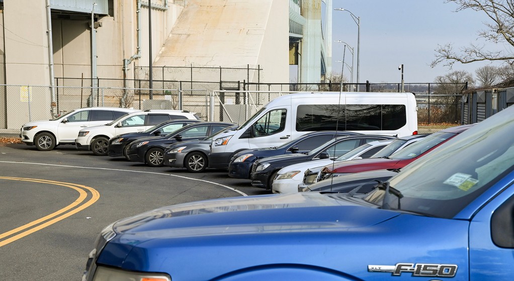 Funkcjonariusze MTA (Metropolitan Transportation Authority) z Nowego Jorku przeprowadzili akcję skierowaną przeciwko kierowcom, którzy ignorują konieczność wnoszenia opłat drogowych