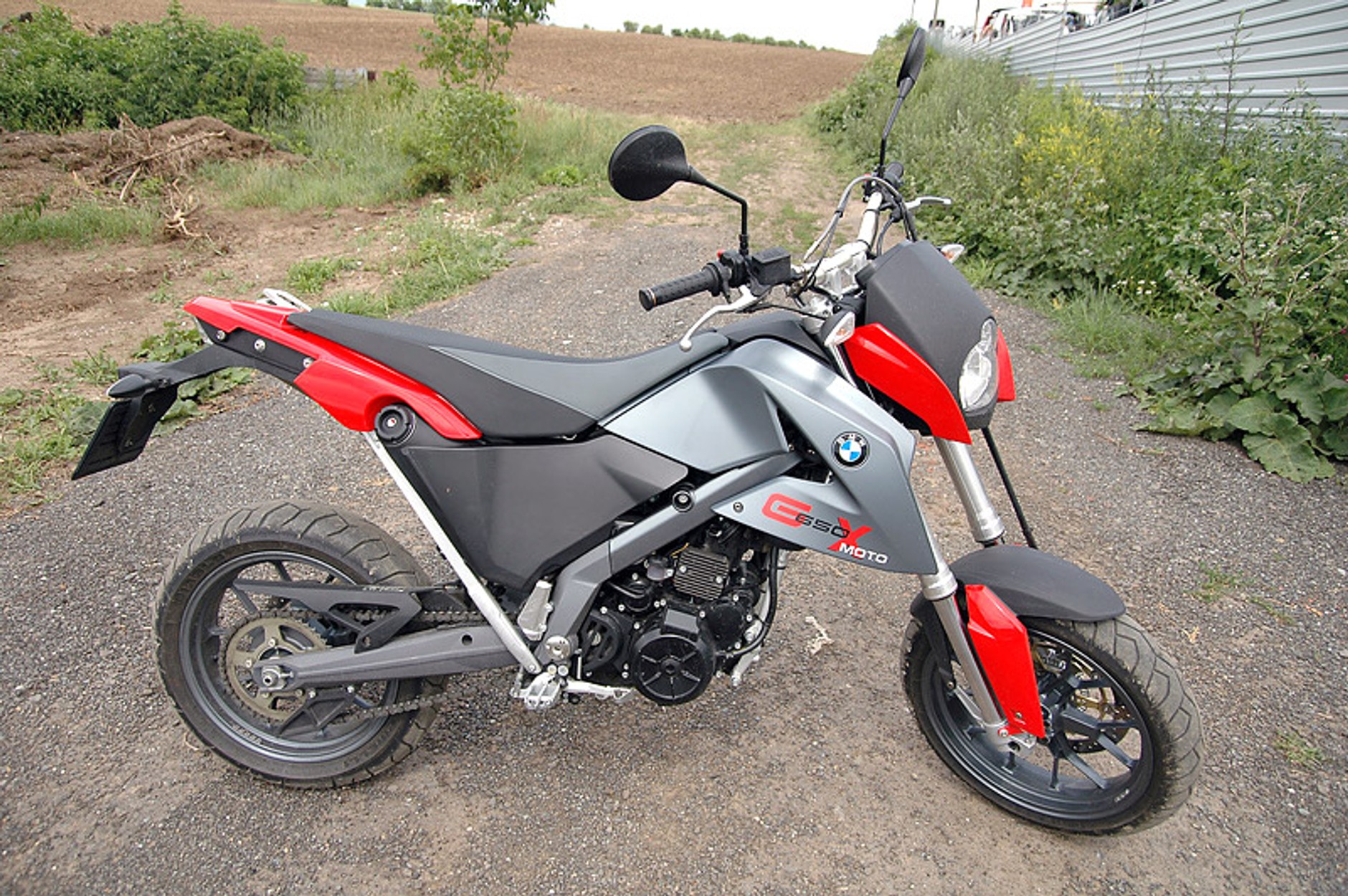 BMW G650 Xmoto: zabawka do miasta (test)