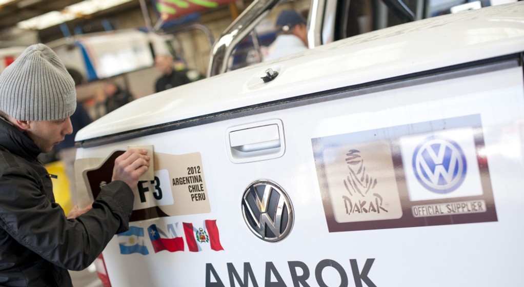 Michalczewski przetestuje VW Amaroka podczas Dakaru
