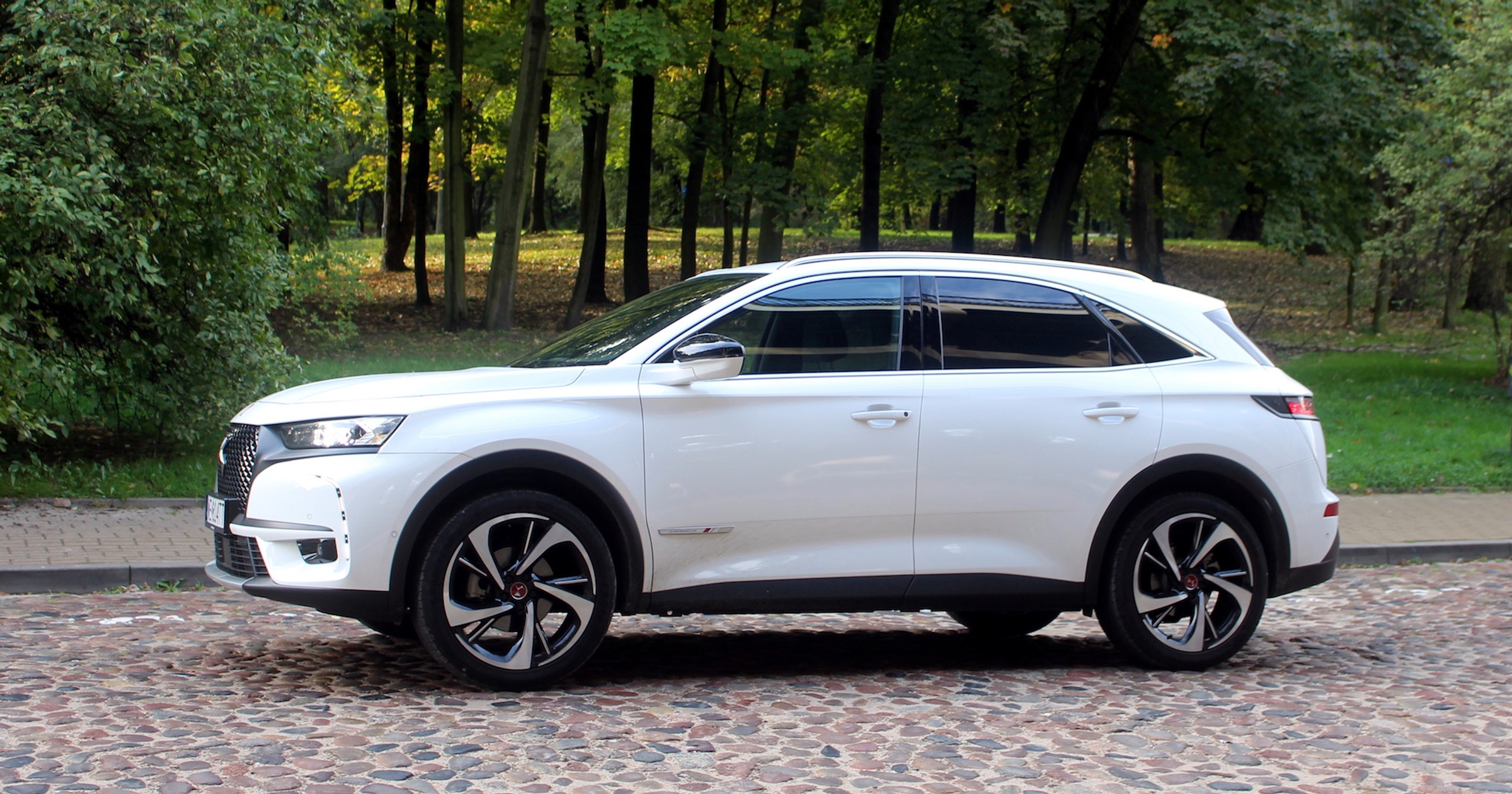DS 7 Crossback 1.6 225 KM Performance Line