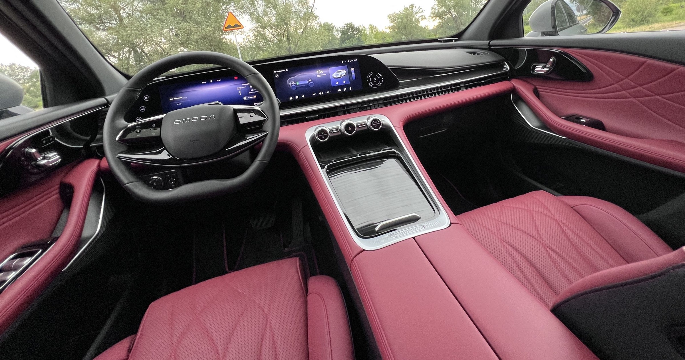 Omoda 9 Super Hybrid
