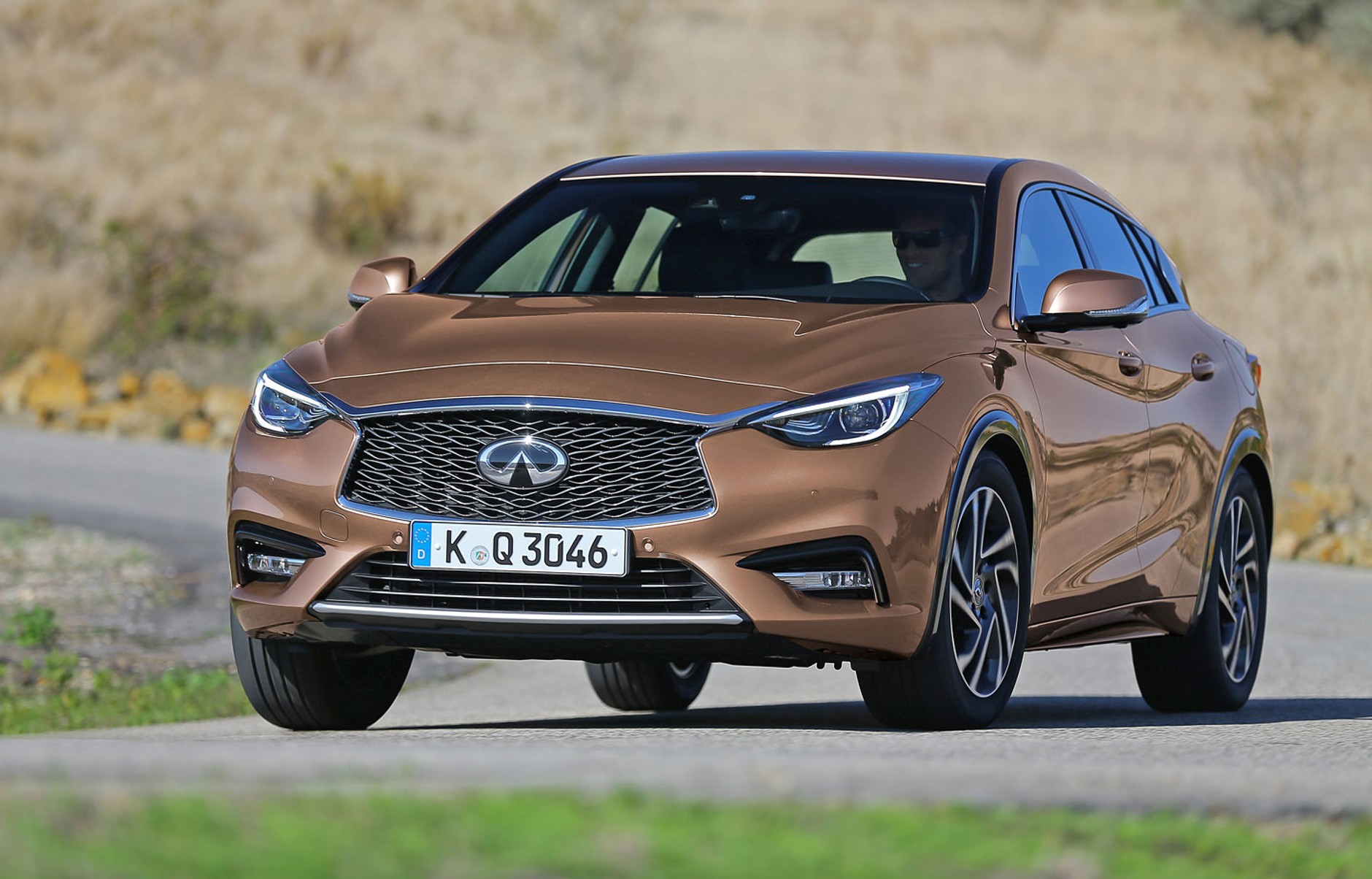 Infiniti Q30: rozpoczęto produkcję seryjną