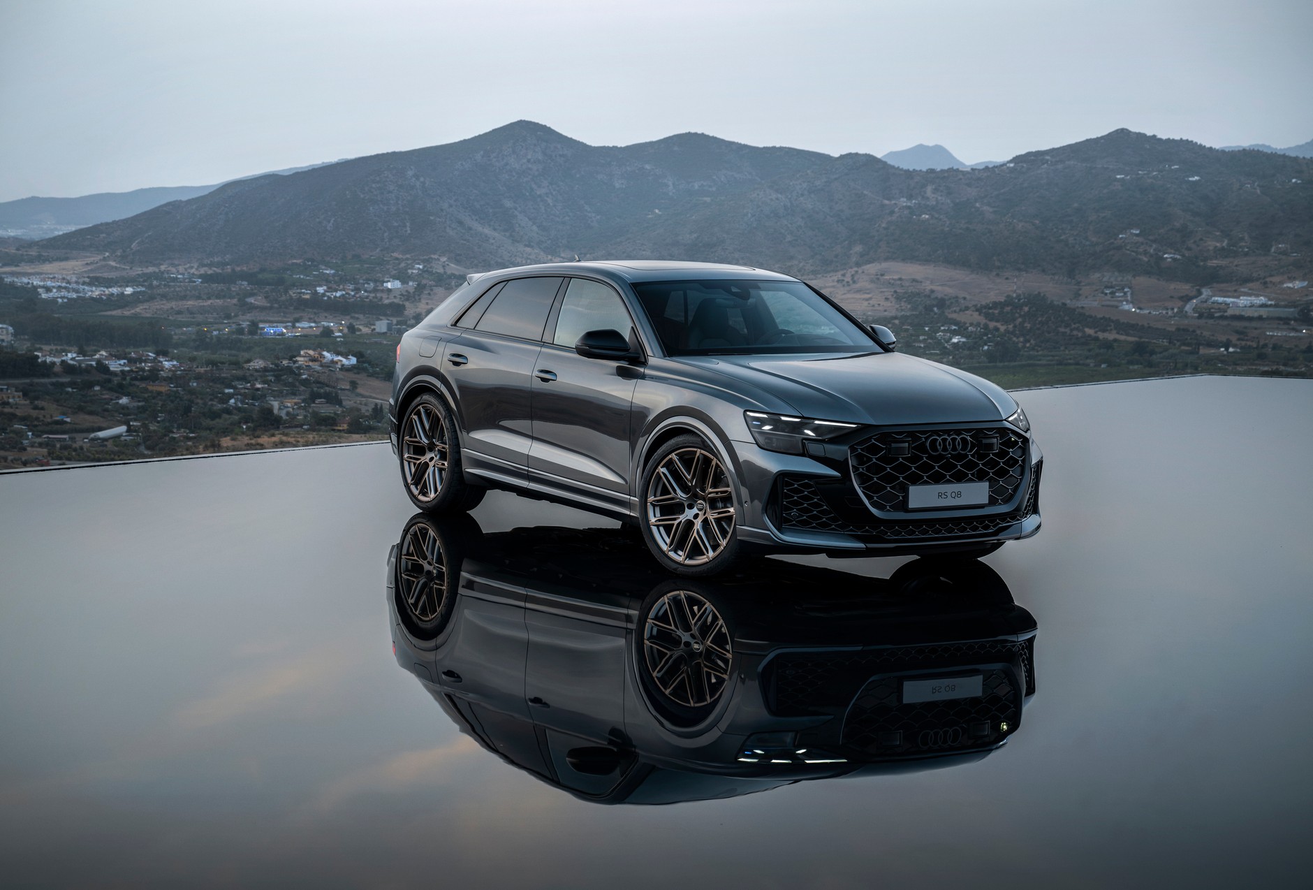 nowe RS Q8 performance i zaktualizowane RS Q8