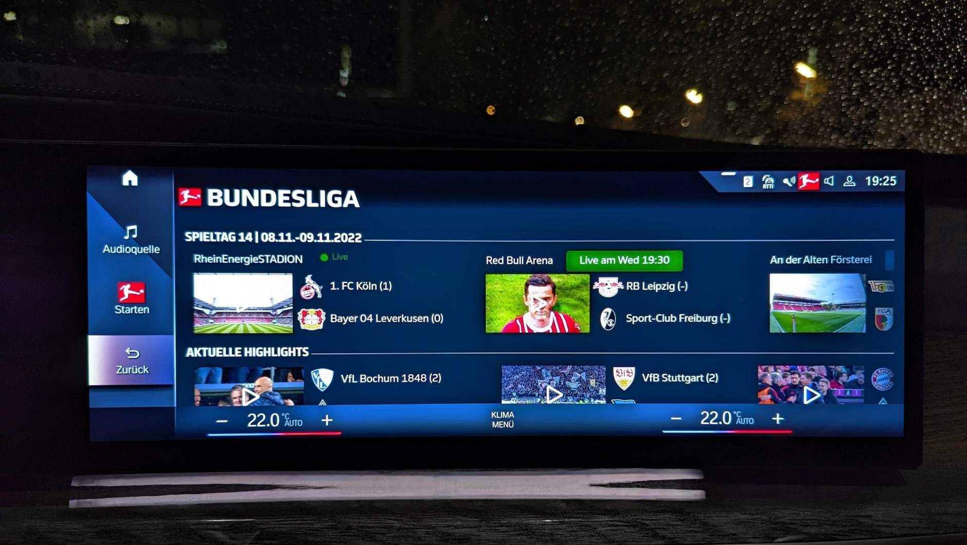 Bundesliga w systemie BMW Curved Display