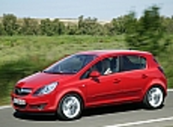 Corsa i Grandis do serwisu
