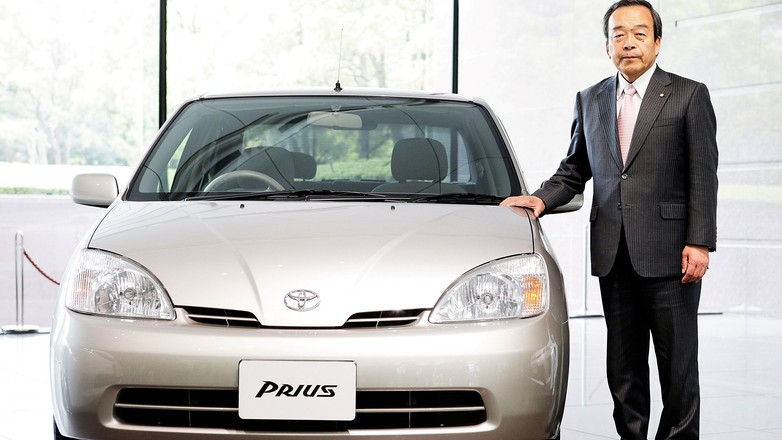 Takeshi Uchiyamada i Toyota Prius (pierwsza generacja)