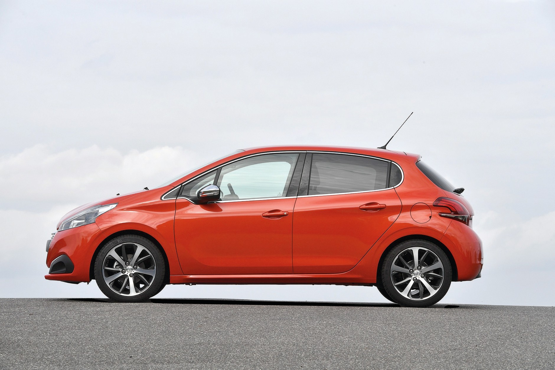 Małe, ale z pazurem - porównanie: Honda Jazz, Peugeot 208, Skoda Fabia i VW Polo