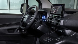 Toyota obcięła ceny swojego auta aż o... 55 tys. zł. Oczywiście jest haczyk