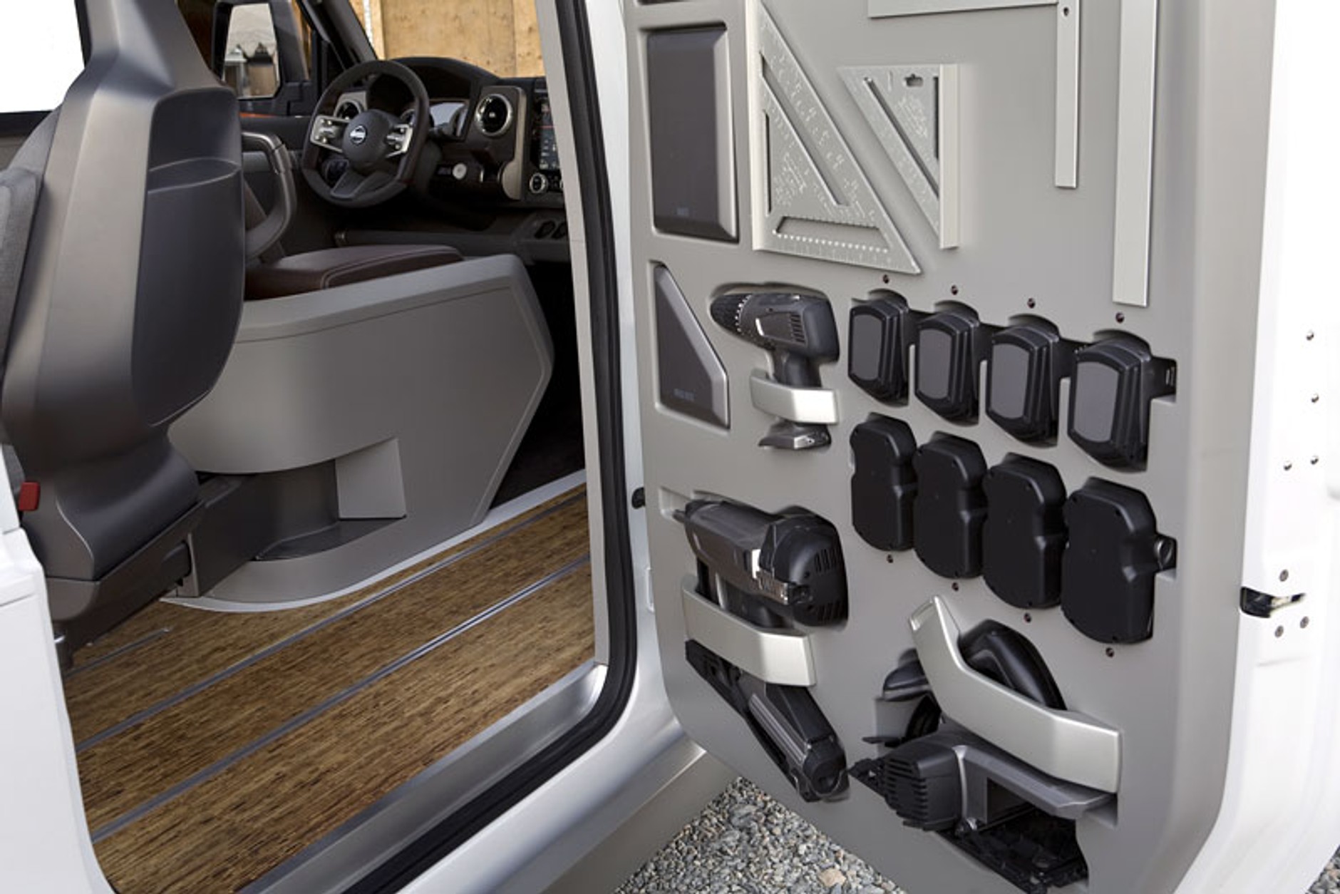 Nissan NV2500 Concept – nowe zdjęcia i bliższe informacje