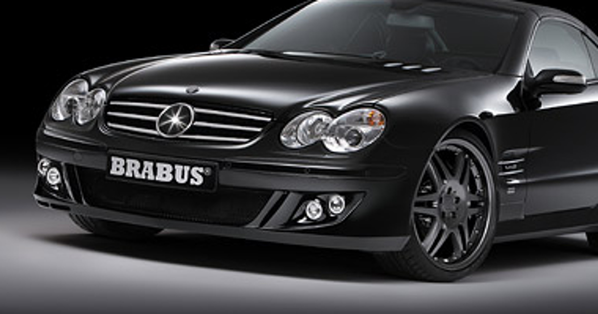Brabus SV 12 S Biturbo Roadster – 350 km/h bez dachu