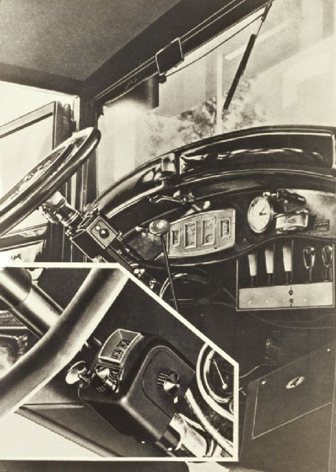 W 1932 zademonstrowano radioodbiornik Autosuper 5. Stworzyła je firma Ideal-Werke AG: protoplasta Blaupunkta.