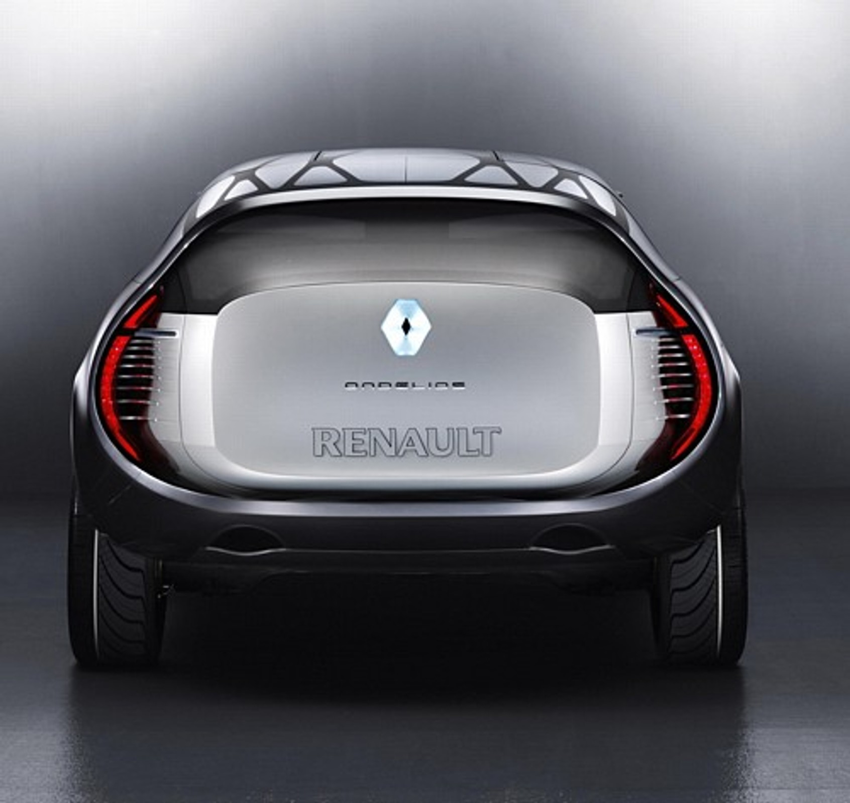 Renault Ondelios - Futurystyczny luksus po francusku