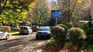 Patoparkowanie po warszawsku. Jak spółdzielnia mieszkaniowa wystawiła mieszkańców do wiatru
