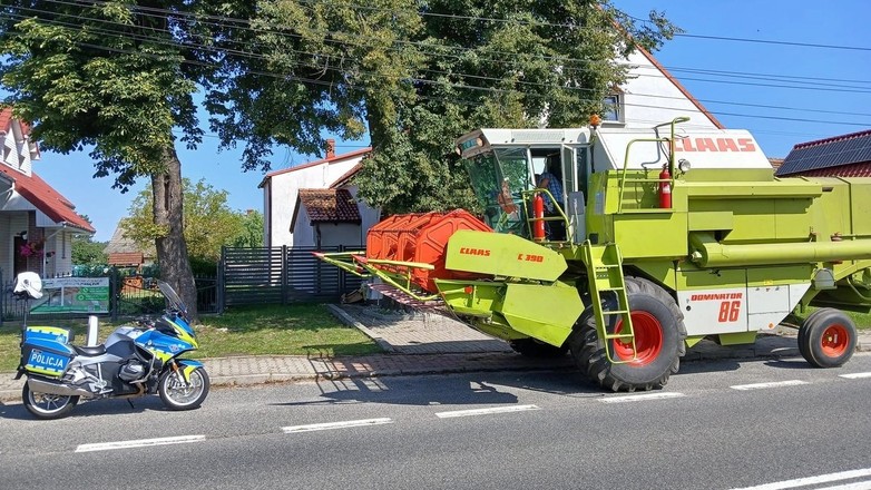 Kierowcy maszyn rolniczych pod okiem policji