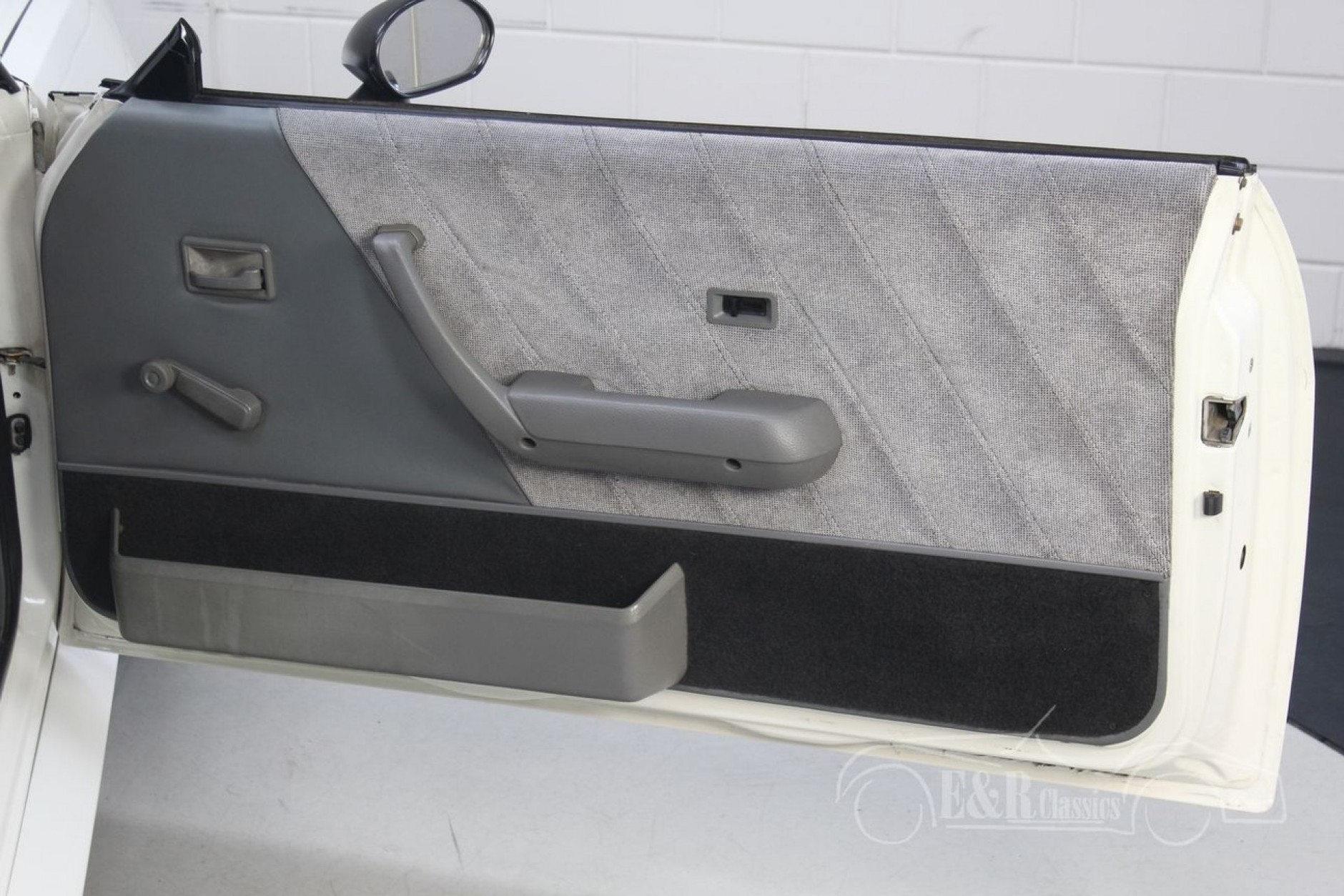 Opel Manta GSi – wymarzona wersja w stanie, jak nowa