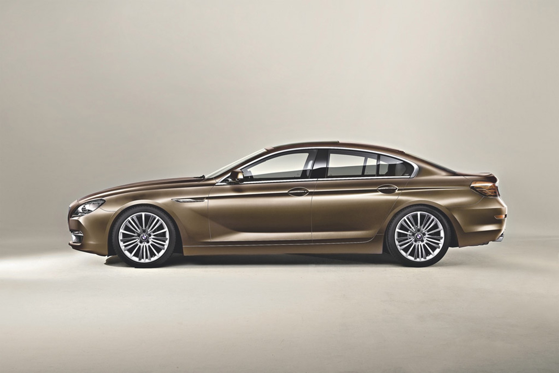 Audi A7 kontra BMW serii 6 Gran Coupe: niepraktyczne, ale pożądane