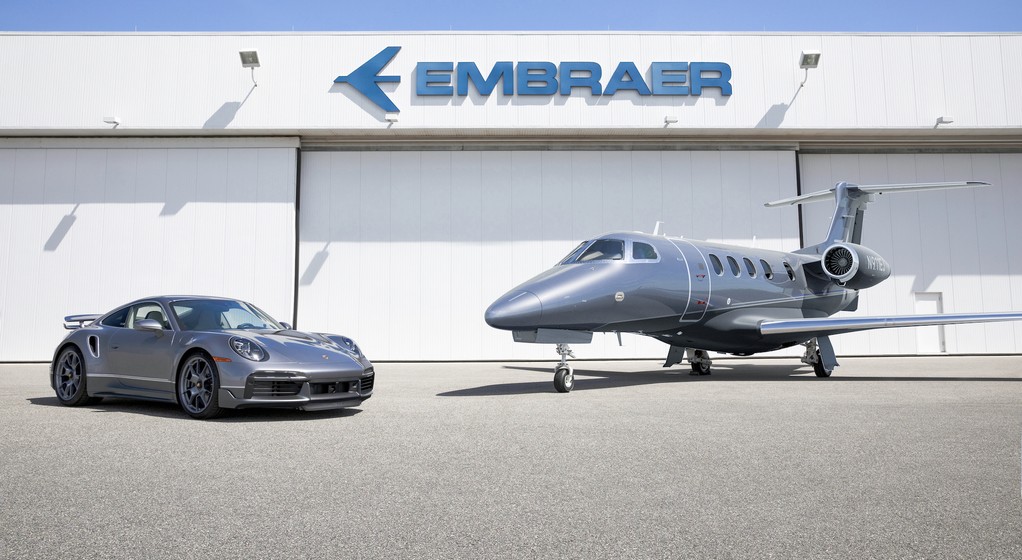 Porsche 911 Turbo S i Embraer