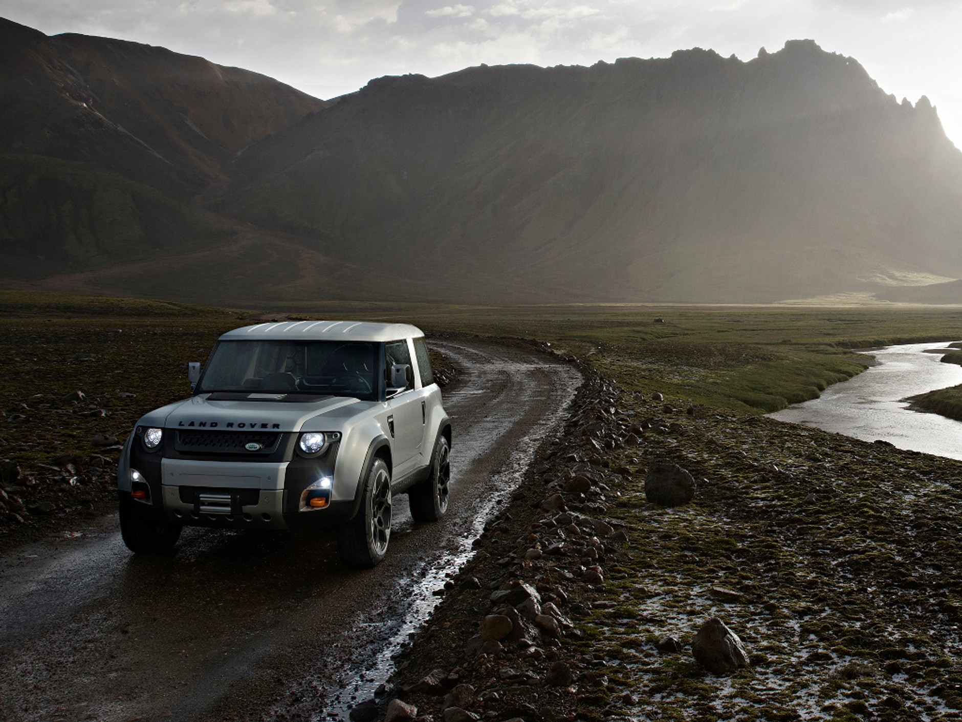 Land Rover DC100: stwórzmy Defendera XXI wieku