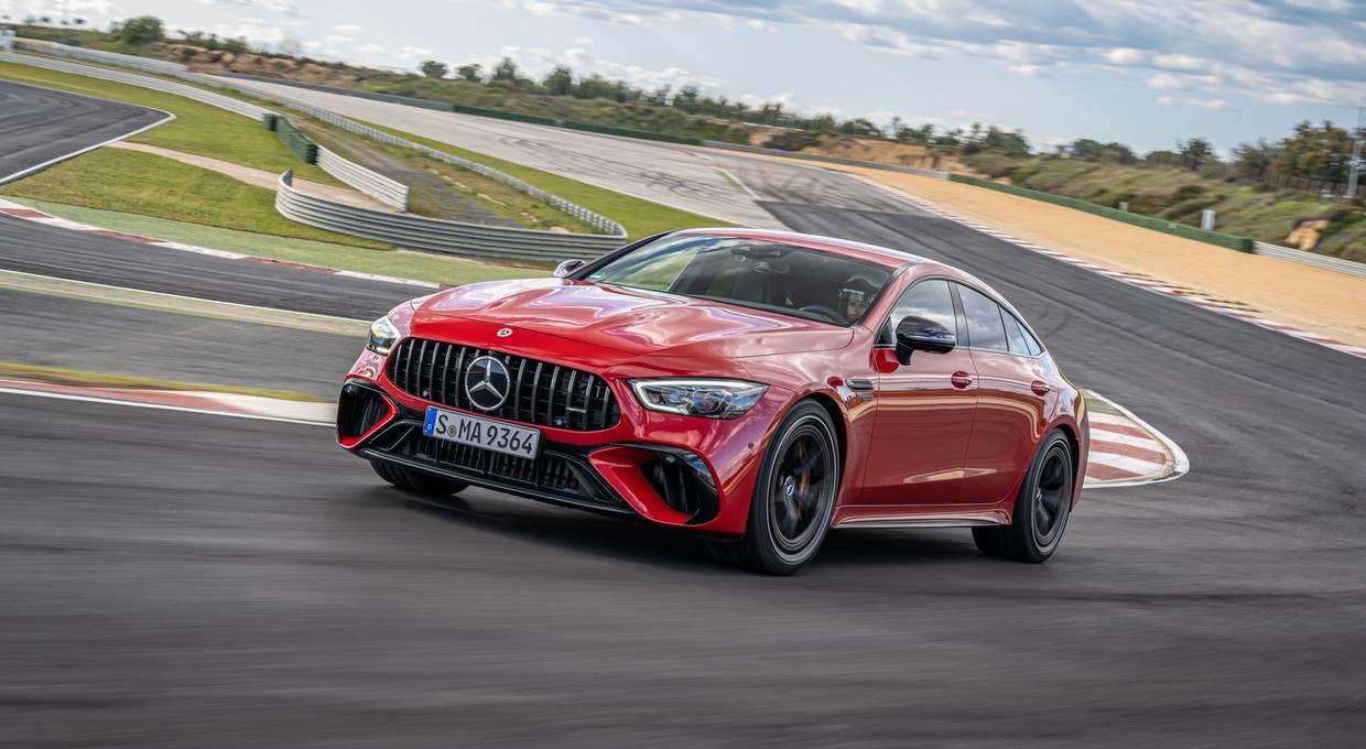 Hybrydowy Mercedes-AMG GT 63 S E Performance za milion. Sprawdziliśmy go na torze