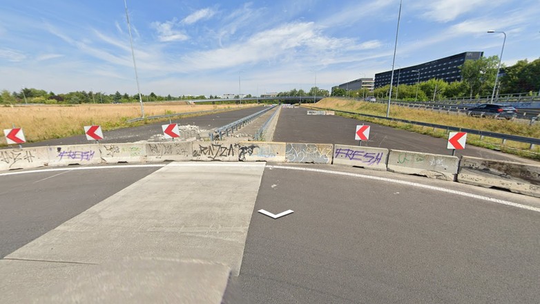 Tak kończy się dziś trasa S79 na wysokości warszawskiego Mordoru