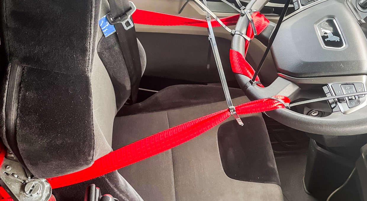 Niemieccy policjanci zakazali jazdy, gdy zobaczyli taki "patent"