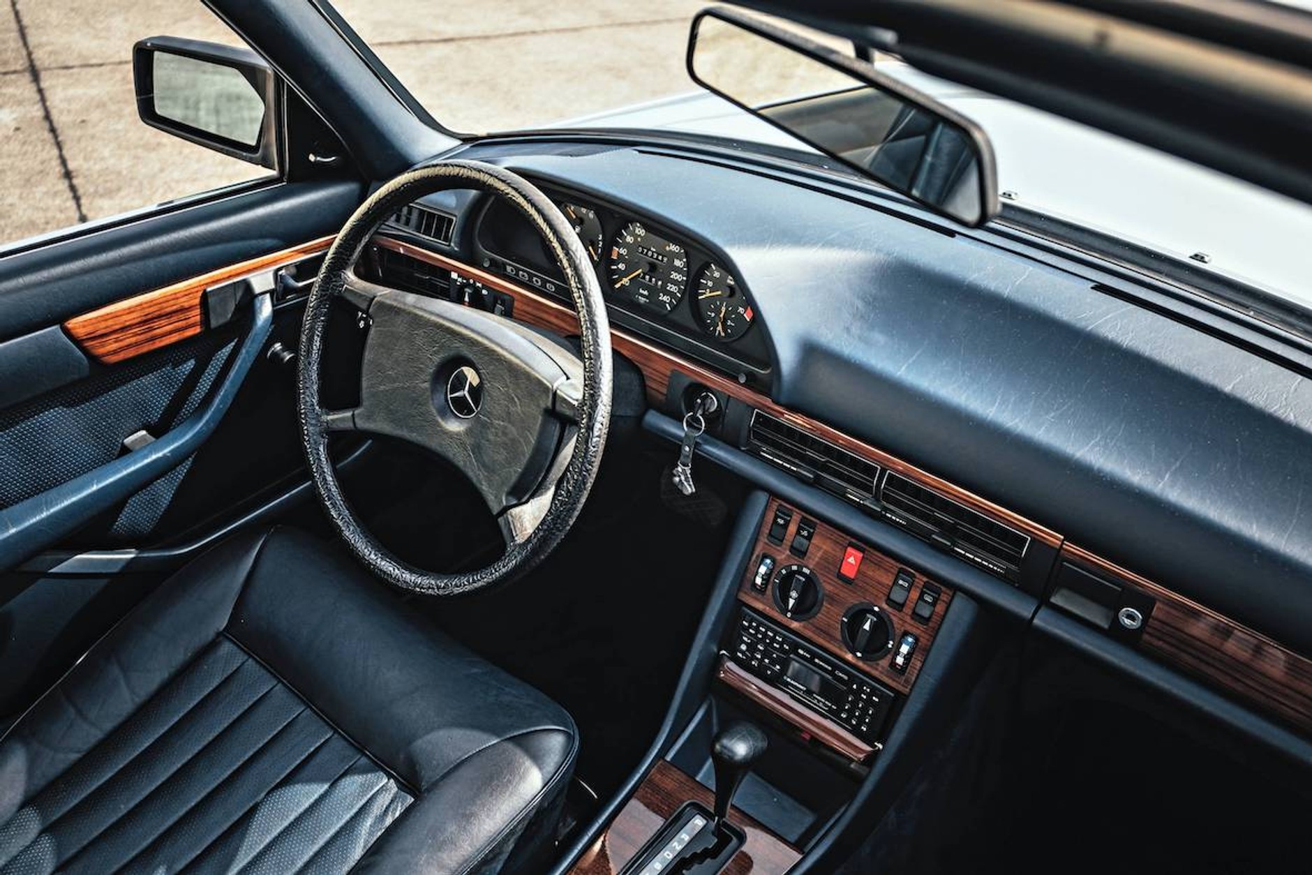 Mercedes klasy S W126