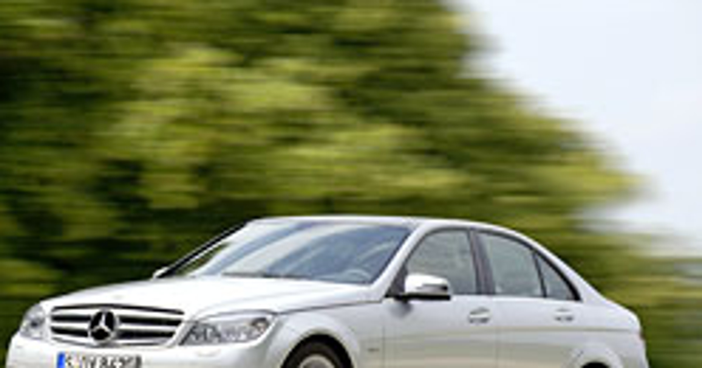 Paryż 2008: Mercedes-Benz C 250 CDI BlueEFFICIENCY – 4 cylindry, 500 Nm, 5,2 l/100 km