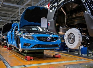 Volvo pracuje na trzy zmiany