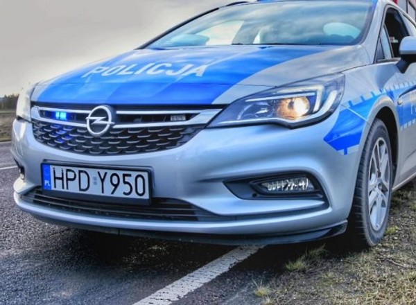 Młody kierowca uciekał przed policją. W momencie zatrzymania wszystko stało się jasne