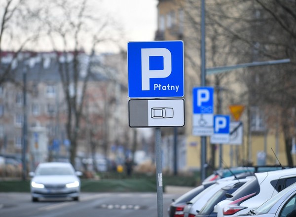 Od 1 września drastyczne podwyżki cen parkowania. W Poznaniu zostawienie auta będzie drogie