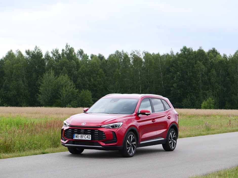 MG ZS Hybrid +