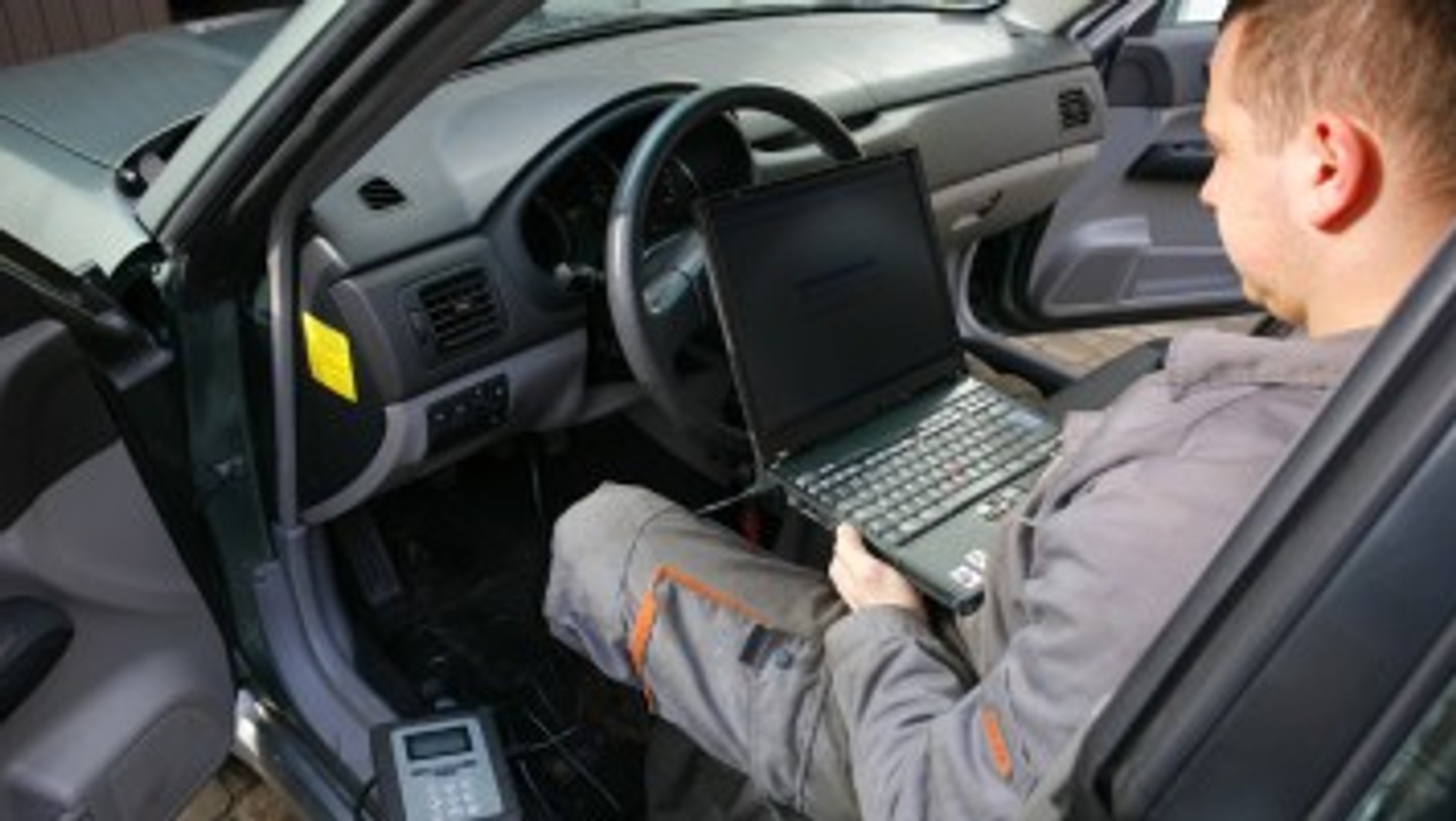 Zobacz 10 najpopularniejszych artykułów na autoswiat.pl